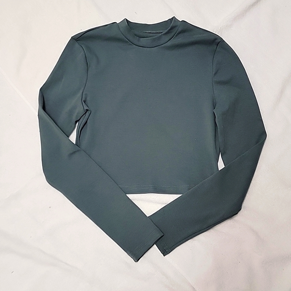 SHEIN Longsleeve Tee
